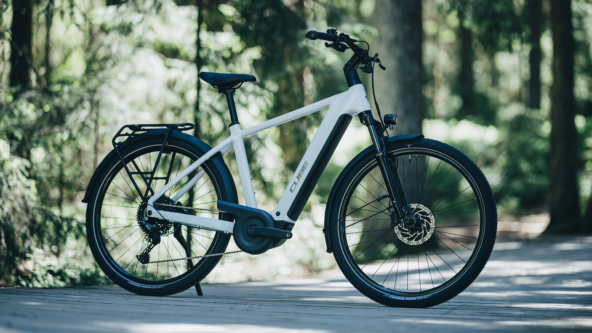 TOURING HYBRID ONE 600